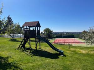 Válův dvůr Maštal