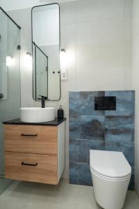 Studio Apartment by Hi5-Charming Studio