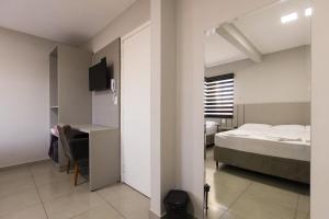 Lou Suítes - Suíte 9 com 2 camas de casal - total confort