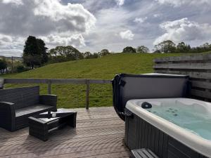 Queensland Holiday Park - Glamping in South West Scotland