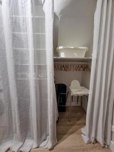 Appartements T1 bis nature et confort Vue montagne, proche Grenoble : photos des chambres