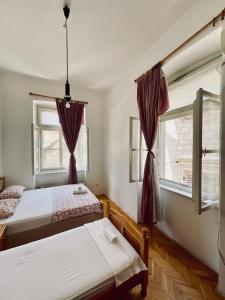 Private room Shared bathroom and kitchen