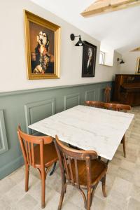 B&B / Chambres d'hotes Relais de la Clartiere : photos des chambres