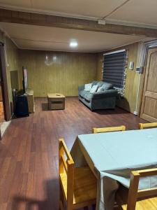 Casa Magallánica por día para Familia compuesta de 4 personas