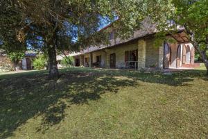 Villa Tre Laghi by MMega