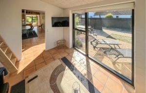 5 Bedroom Awesome Home In Ebeltoft