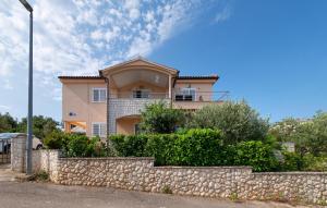 Gorgeous Apartment In Razanj With Wifi