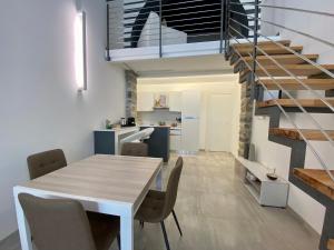 Loft Nineteen Apartment