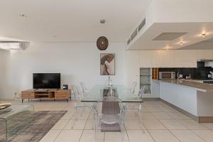 2min To V&A! Self Check-in!No load-shedding! Views