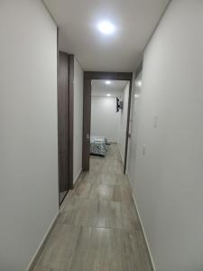 Apartaestudio amoblado, Edificio Avanzzare T2-202