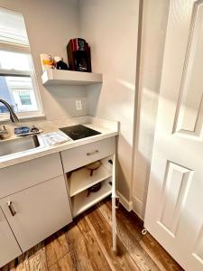 Cottage 34, Coconut Cottage - Dora Canal Court - a downtown, waterfront community