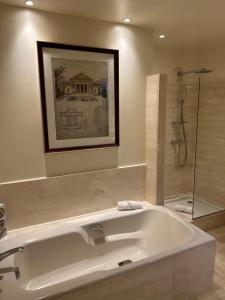Hotels Beaumanoir Small Luxury Boutique Hotel : photos des chambres