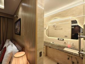 1 Million Suites