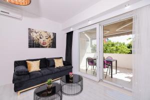 One-Bedroom Apartment with Terrace room in Luxury Apartments Elizabeth