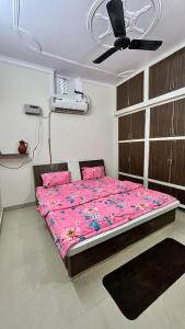 Kayaa Stays - Modern 2BHK in Varanasi