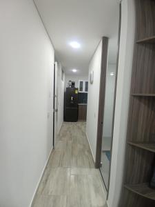 Apartaestudio amoblado, Edificio Avanzzare T2-301