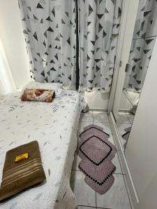 Quarto Privativo em Condomínio próx ao Cohatrac