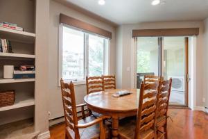 Strawberry Park Condos feature Ski-In Ski-Out and Outdoor Heated Pool condo