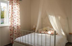 Beautiful Home In Sveti Anton With Wifi