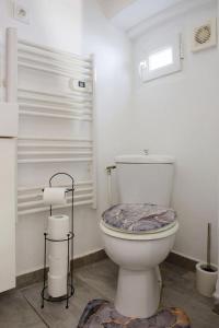 Appartements Nice studio with a terrace : photos des chambres