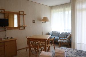 Monika Holiday 515 Bianca Lake