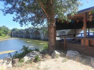 Hotels Hotel Restaurant du Pont de Ners : photos des chambres