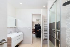 Villas Victory - Villa d -Architecte Panorama - LeBooker : photos des chambres