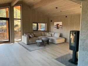 Moderne og romslig familiehytte i Stryn