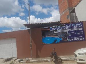 CASAS com PISCINA SENSACIONAIS NO CENTRO - Residencial Tchê