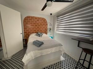 Centrally located and cozy studio Blue