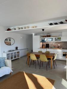 Casa no Rio - River House