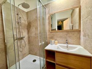 Appartements Coup de coeur en centre-ville : photos des chambres