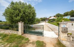 1 Bedroom Pet Friendly Home In Rovinj