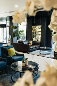 Favor Park Hotel