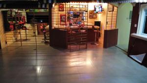 Paradise place small unit