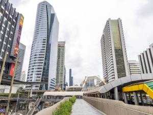 Studio room with private garden in Center Sathorn