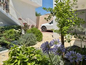 Mediterranean Villa Old Town