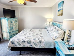 Endless Relaxationcondo by the beachmonthly disc