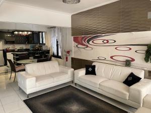 Villa with private pool North coast