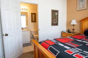 NEW - Enjoy your stay at this beautiful Townhome
