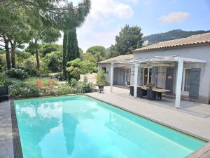 Maisons de vacances Lunes : photos des chambres