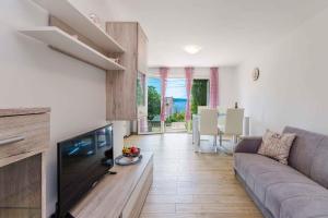 Apartments in Dramalj 39512