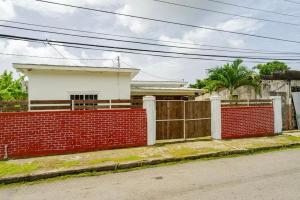 East palm estate hostel