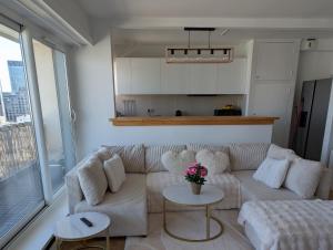 Appartements Vue imprenable sur Paris situe a Courbevoie - La Defense : photos des chambres