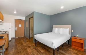 Extended Stay AmericaSuites - Phoenix - North