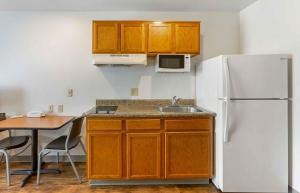 Extended Stay AmericaSuites - Phoenix - North