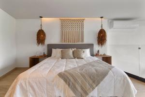 Stylish Loft with Pool Access