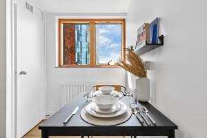 Gated Aprt Sleeps 4 KingsCross