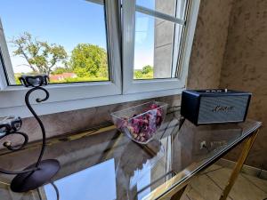 Maisons de vacances Gite spacieux a Fretigney avec jardin et billard, ideal pour 8 pers. - FR-1-583-507 : photos des chambres