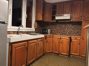 Elégant appartement calme et proche de Paris- Henri Mondor